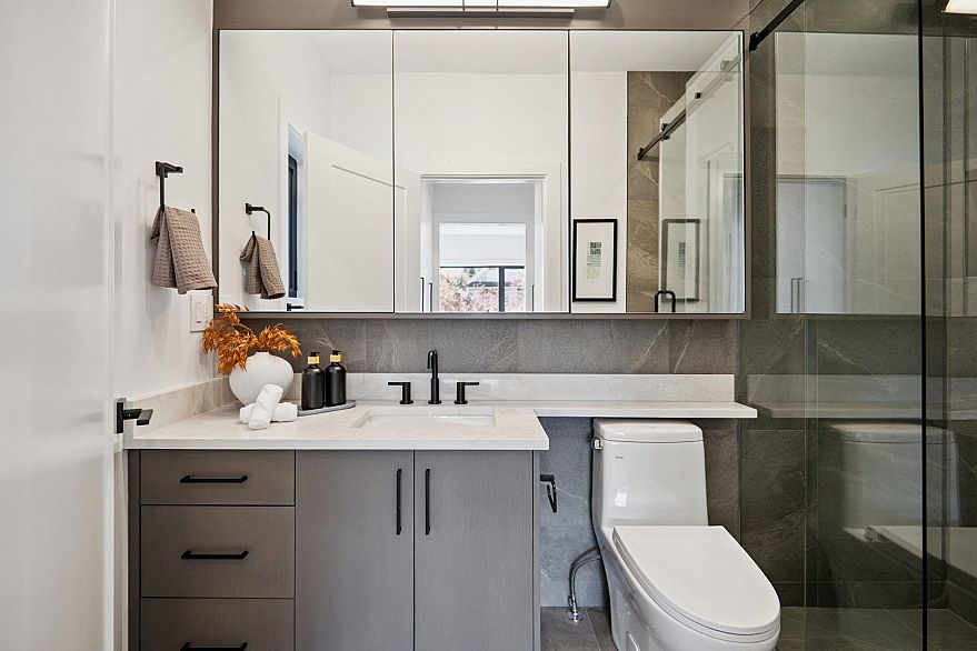 #1 1079 E 14th Avenue