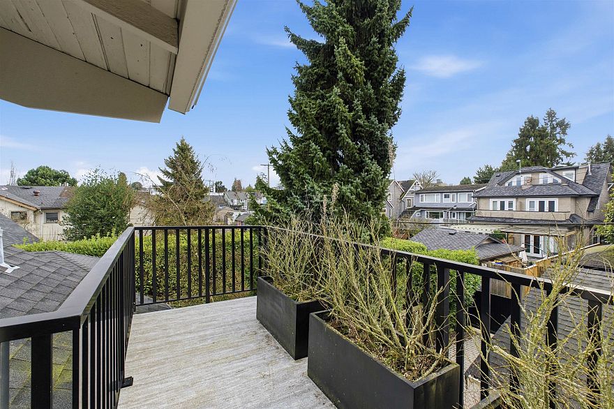 3044 Point Grey Road