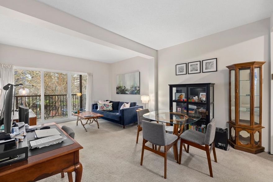 318 1655 Nelson Street