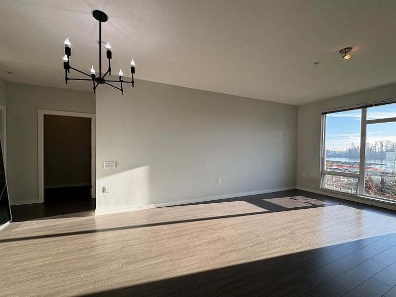 404 3289 Riverwalk Avenue