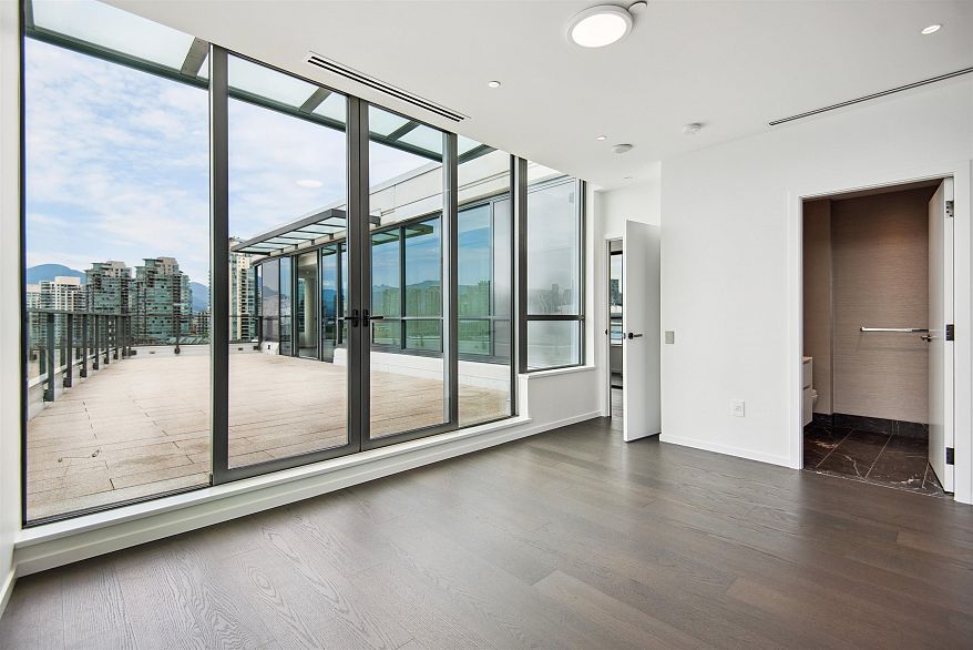 1202 1678 Pullman Porter Street