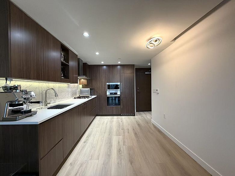 2812 89 Nelson Street