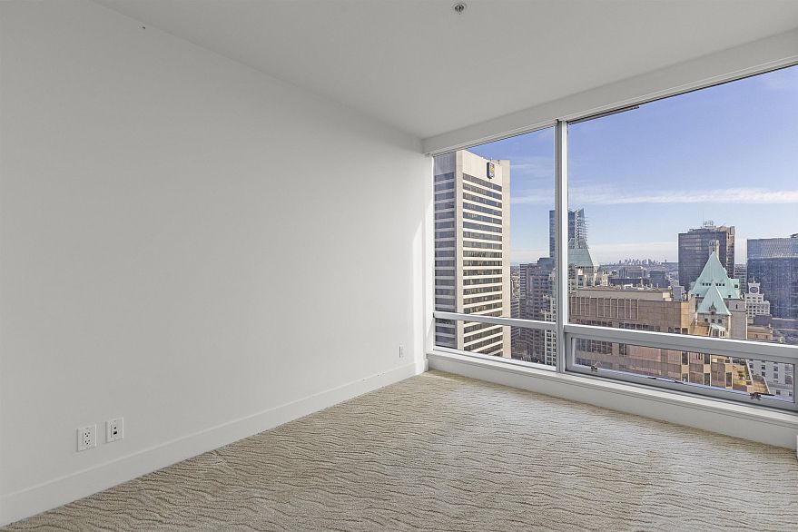 3308 1111 Alberni Street