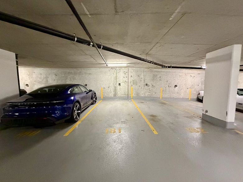 2812 89 Nelson Street