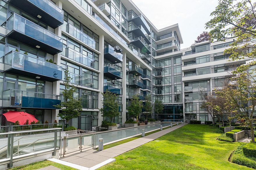 202 1777 W 7th Avenue