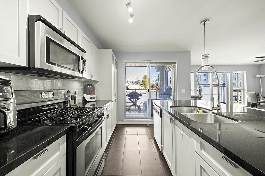 317 405 Skeena Street