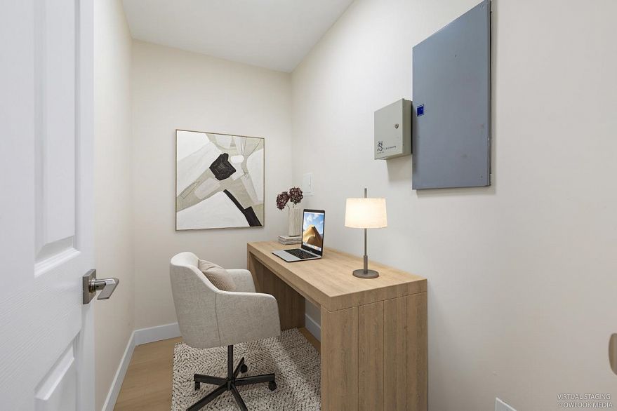 205 1823 E Georgia Street