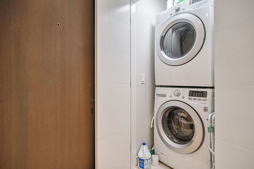 110 4080 Yukon Street