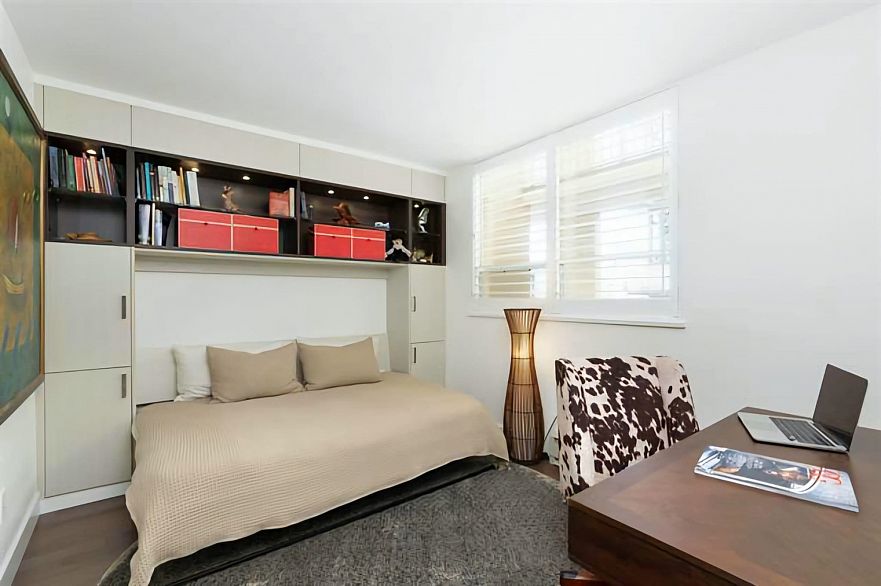 1406 HARWOOD STREET, Vancouver BC V6G 1X5