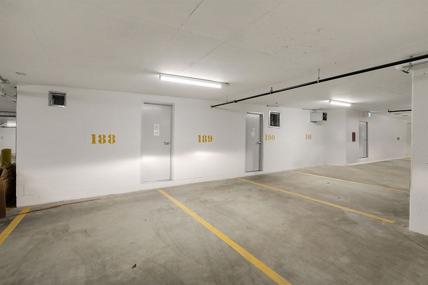 1302 1688 Pullman Porter Street