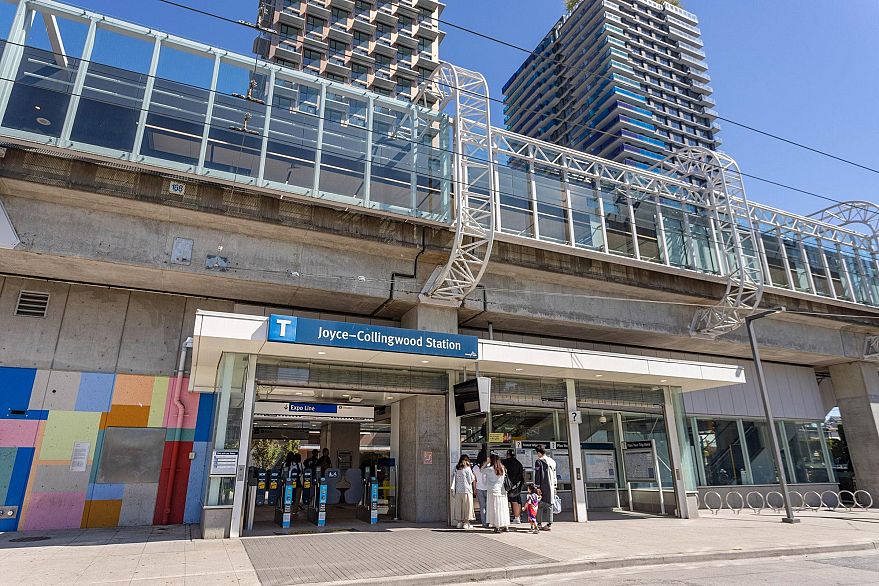 1101 3663 Crowley Drive