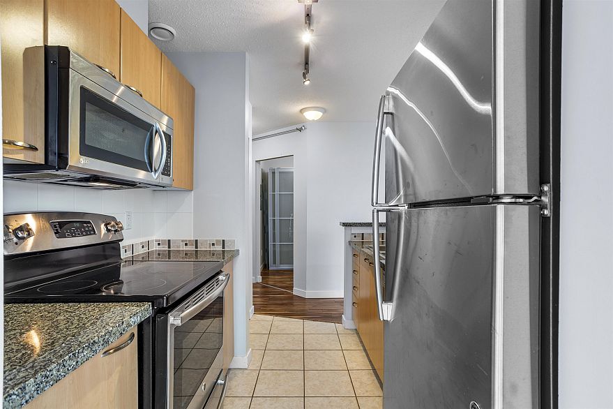 1506 1420 W Georgia Street