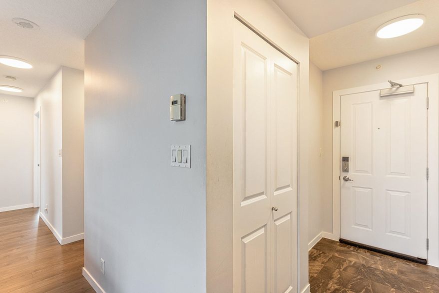 1101 3663 Crowley Drive