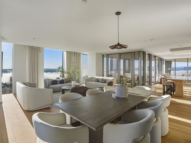 3902 1568 Alberni Street