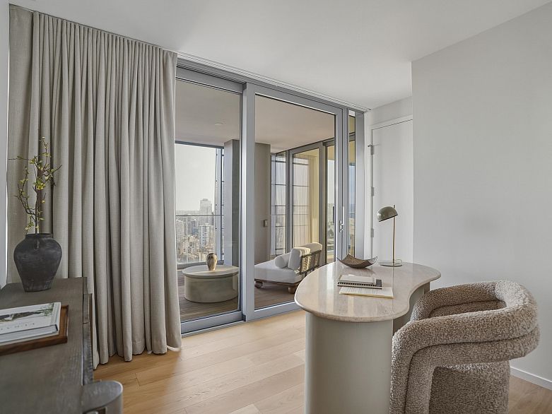 3902 1568 Alberni Street