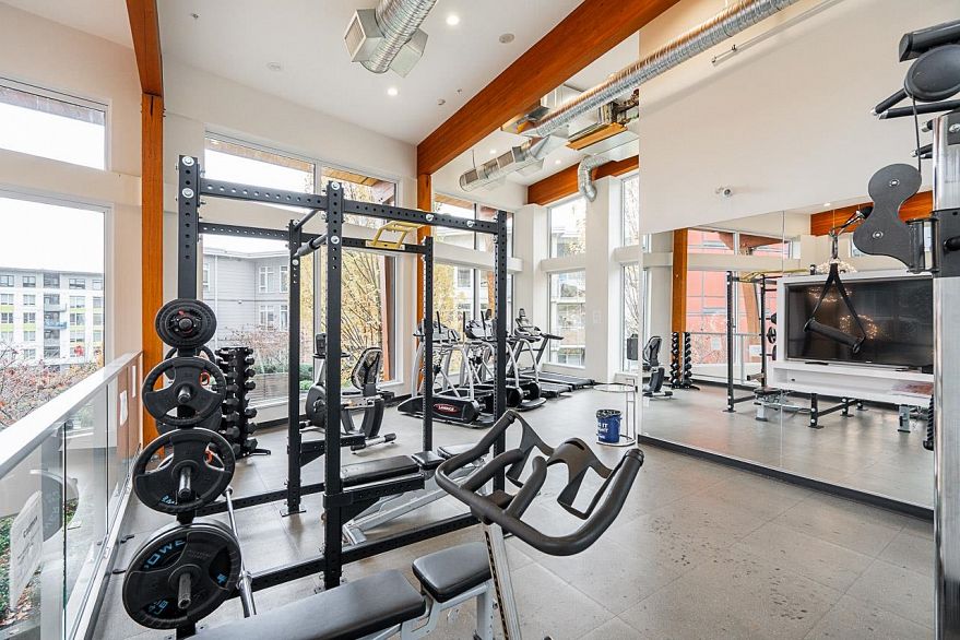 502 3281 E Kent Avenue North Avenue