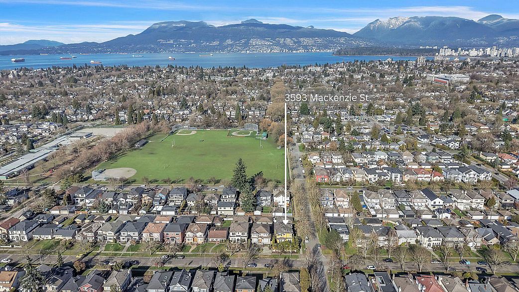 3593 Mackenzie Street