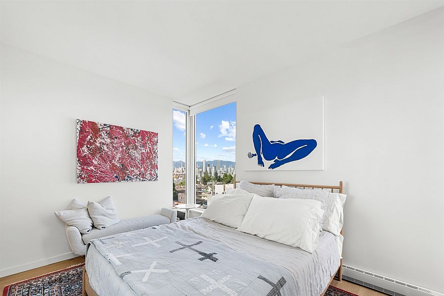 607 2528 Maple Street