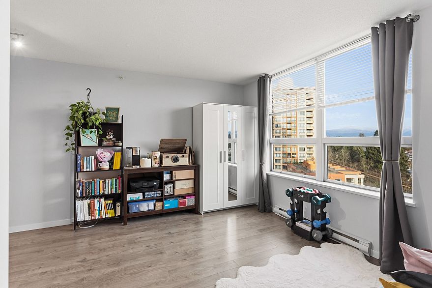 1101 3663 Crowley Drive