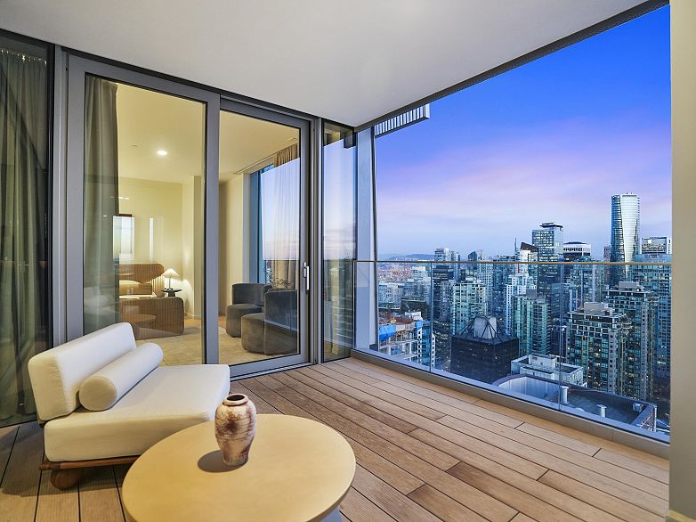 3902 1568 Alberni Street