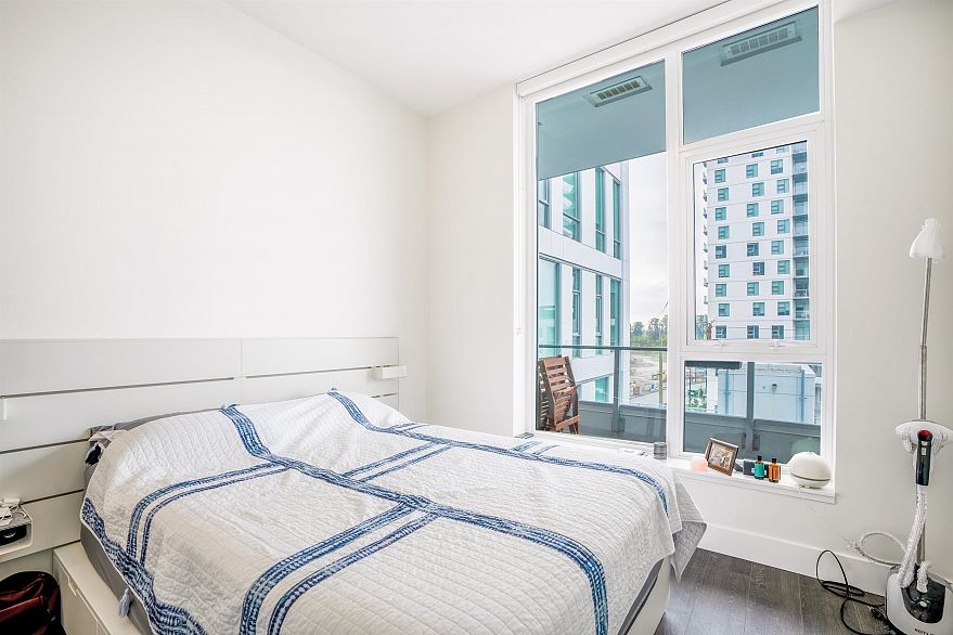 504/505 3438 Sawmill Crescent