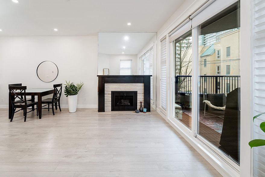 212 1924 Comox Street