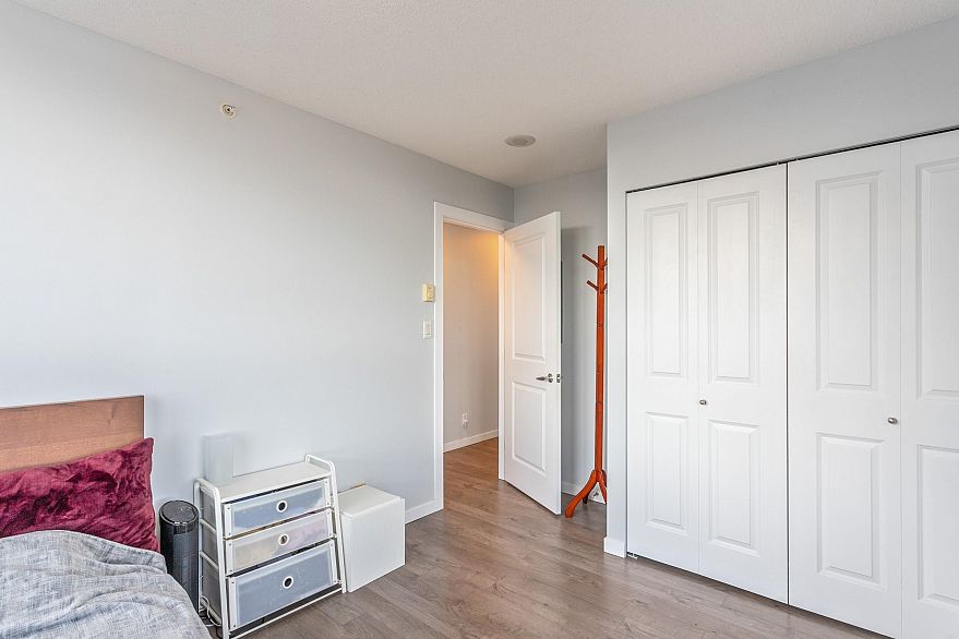 1101 3663 Crowley Drive