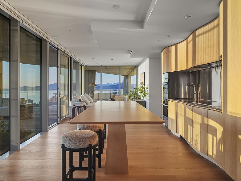 3902 1568 Alberni Street