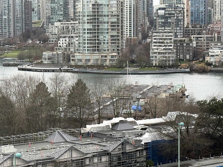 1404 445 W 2nd Avenue