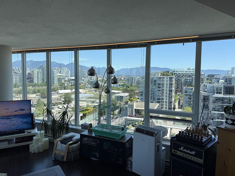 1404 445 W 2nd Avenue