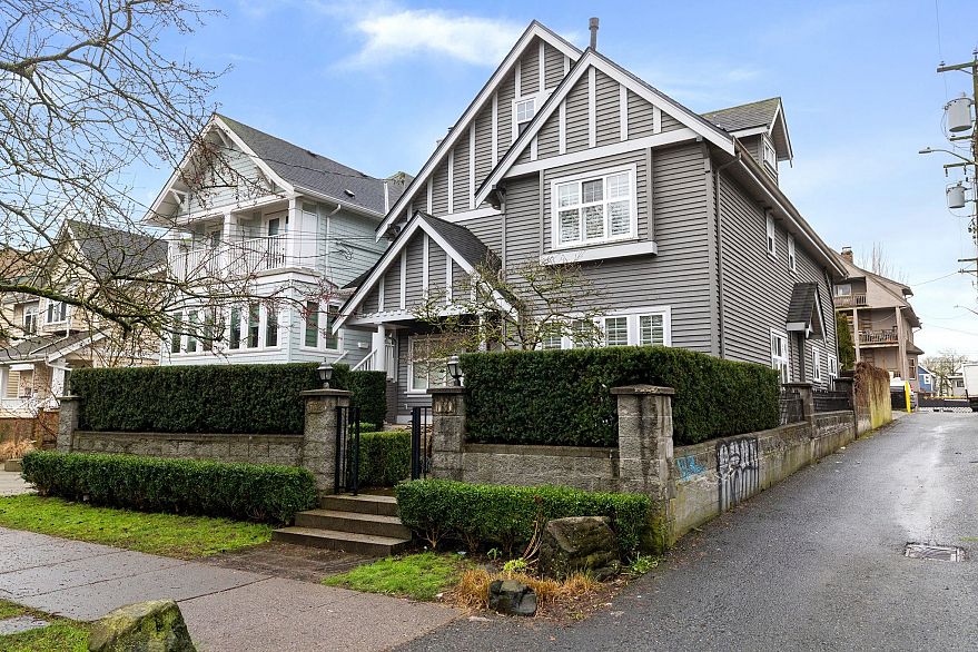 1730 Kitchener Street