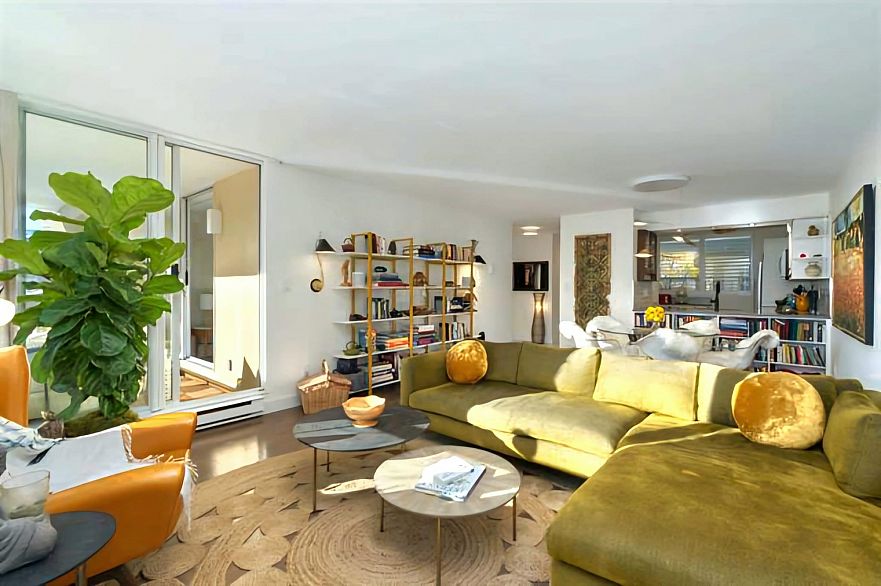 1406 HARWOOD STREET, Vancouver BC V6G 1X5