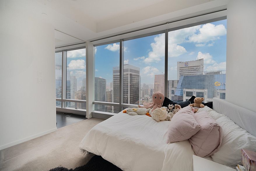 3707 1151 W Georgia Street