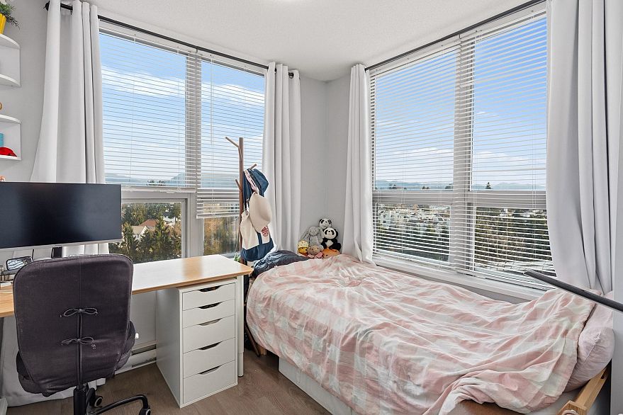 1101 3663 Crowley Drive