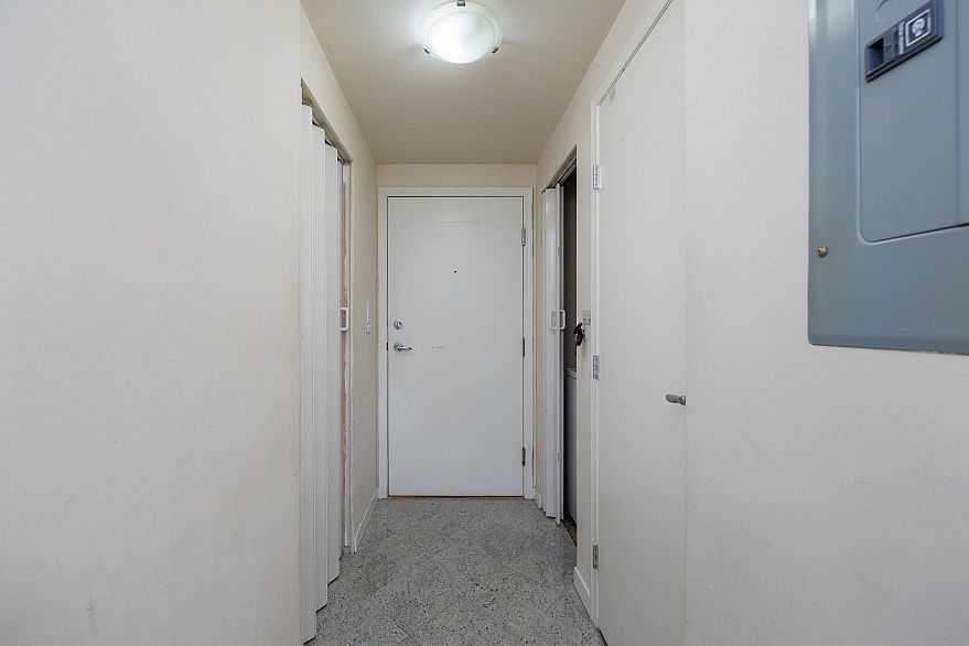 809 1331 Alberni Street