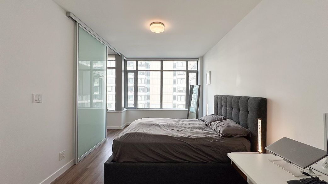 515 1661 Quebec Street