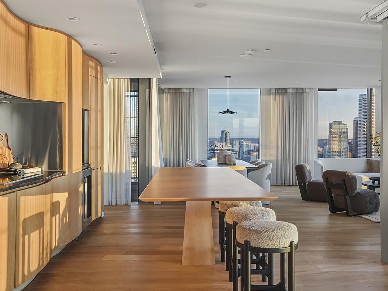 3902 1568 Alberni Street