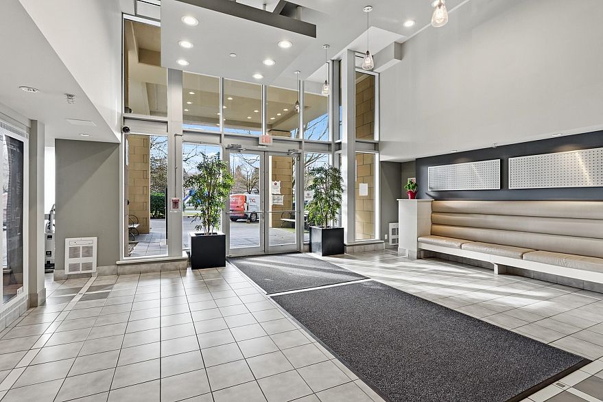 1101 3663 Crowley Drive