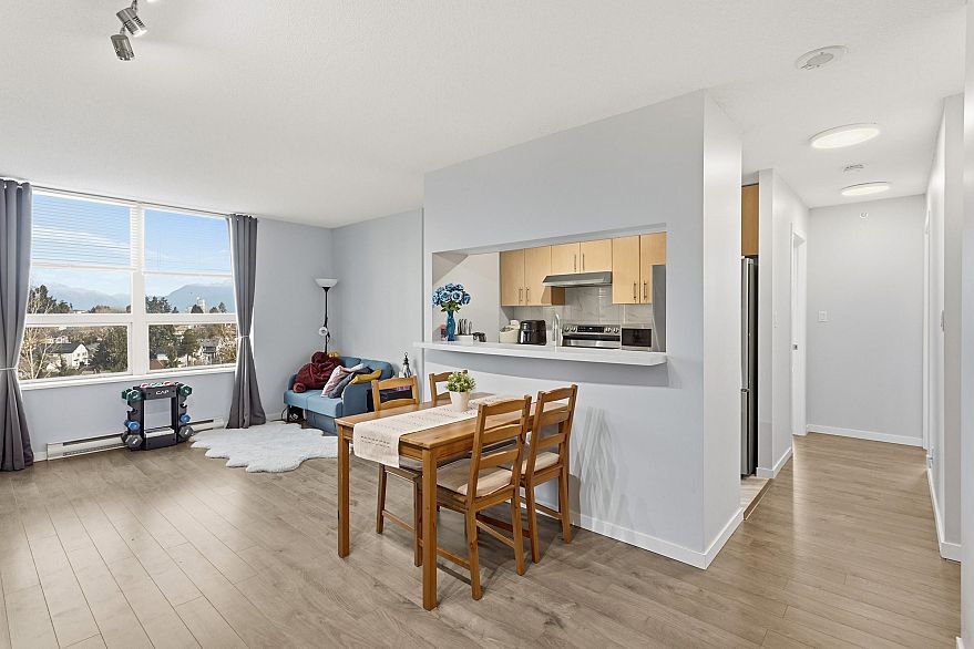 1101 3663 Crowley Drive