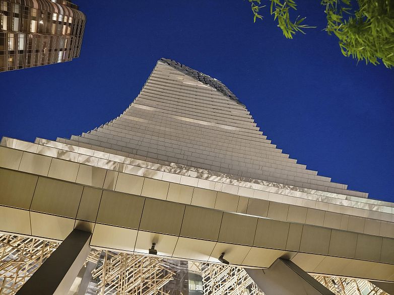 3902 1568 Alberni Street