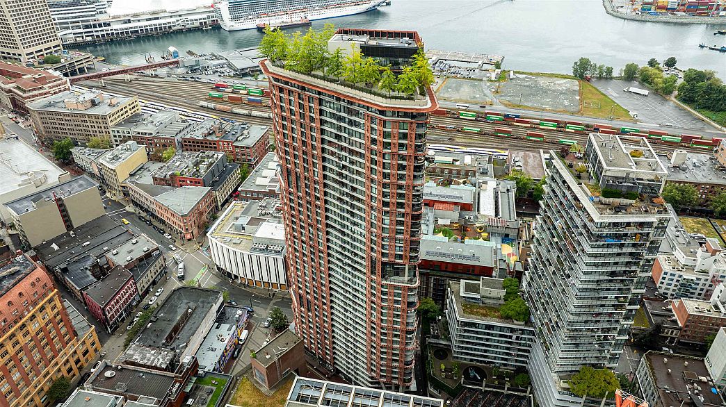 1808 128 W Cordova Street