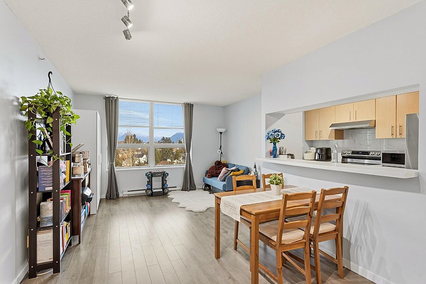 1101 3663 Crowley Drive