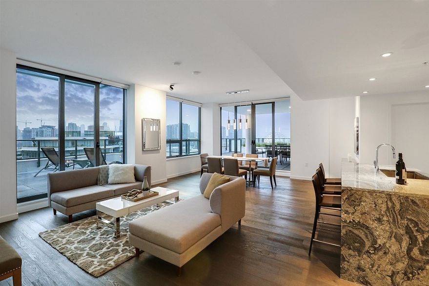 1302 1688 Pullman Porter Street