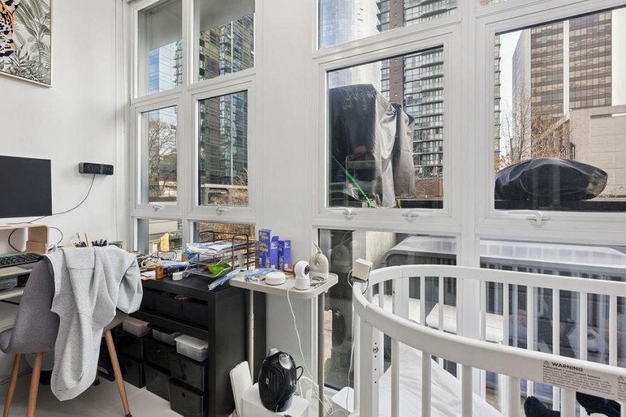 402 1102 Hornby Street