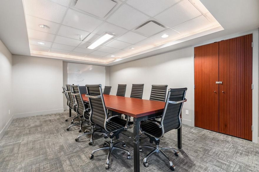 3107 833 Seymour Street