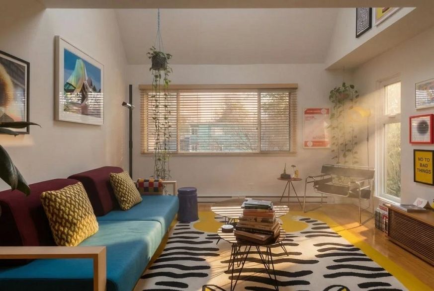 305 2001 Balsam Street