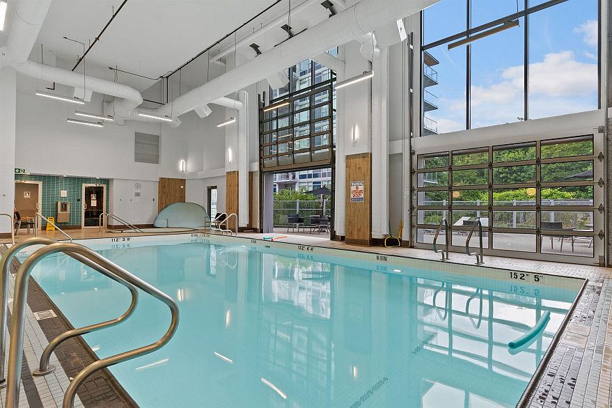 1702 8538 River District Crossing