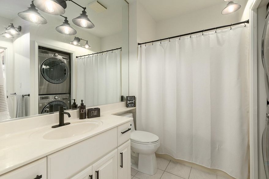 PH2 2577 Willow Street