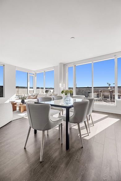 PH655 8575 Rivergrass Drive