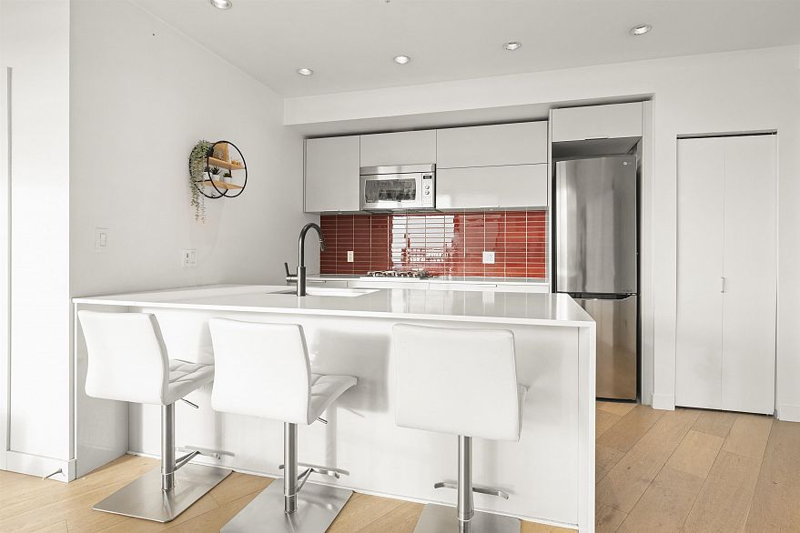 4108 128 W Cordova Street